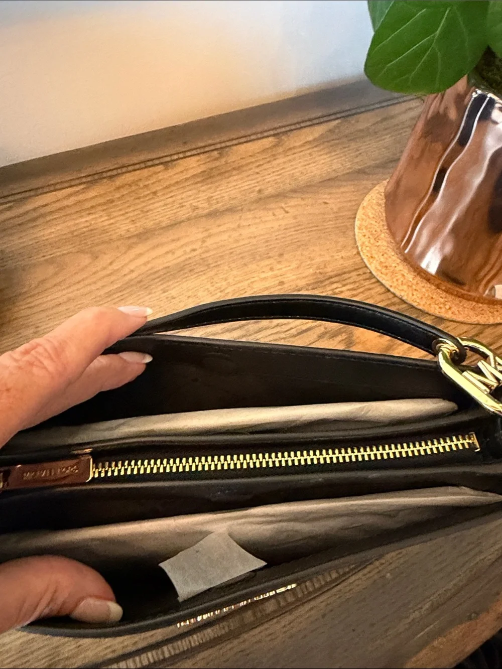 Michael Kors compact pebbled